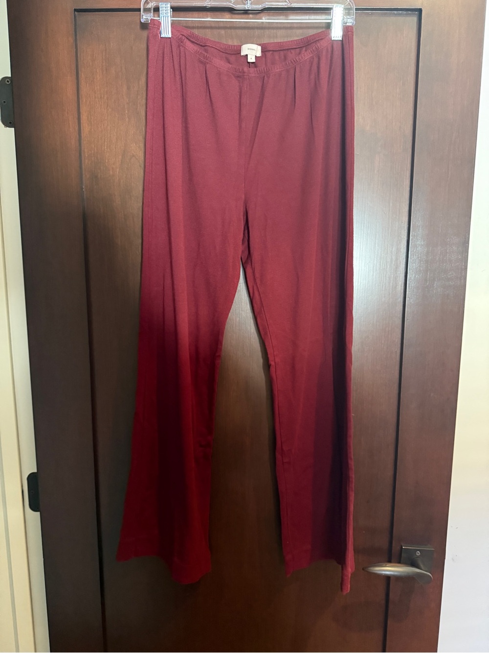 Donni Baby Rib Scallop pant in Oxblood